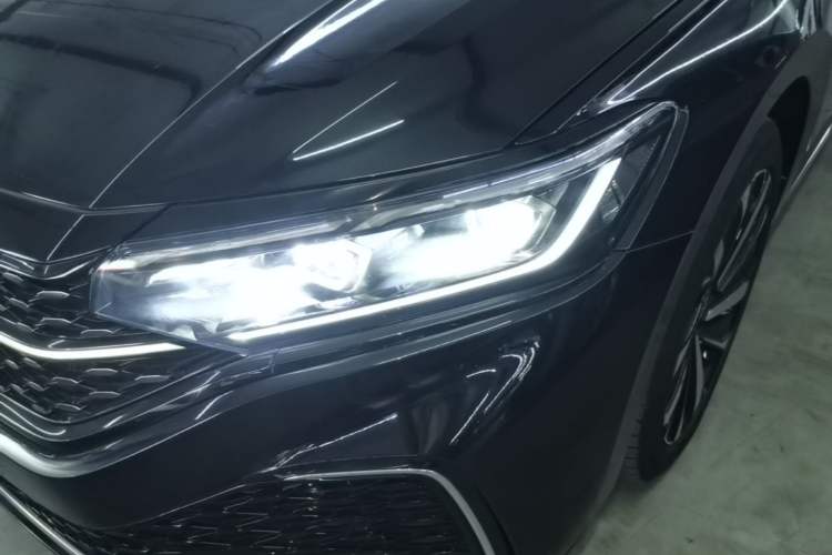 Used Volkswagen Passat 2022 330TSI Starry Luxury Edition Left Front Headlight