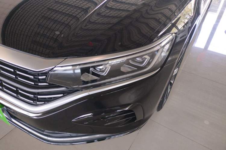 Used Volkswagen Passat 2022 330TSI Luxury Edition Left Front Headlight