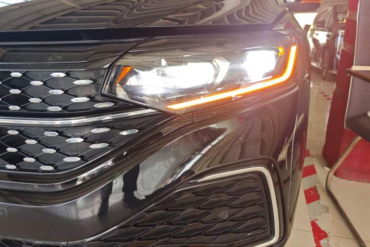 Used Volkswagen Passat 2022 330TSI Starry Elite Edition Custom Version Left Front Headlight