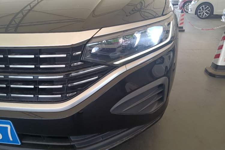 Used Volkswagen Passat 2022 280TSI Business Edition Left Front Headlight