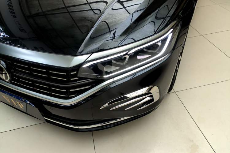 Used Volkswagen Passat 2022 330TSI Luxury Edition Left Front Headlight