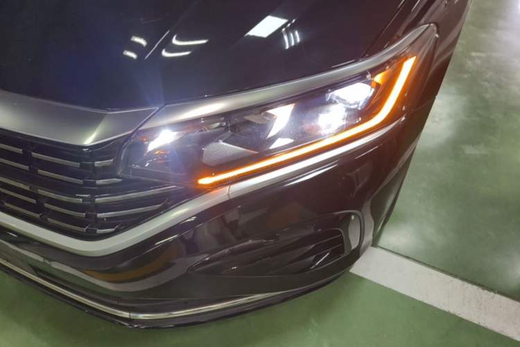 Used Volkswagen Passat 2022 330TSI Elite Edition Left Front Headlight