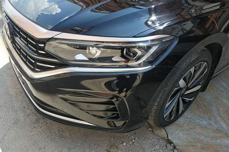 Used Volkswagen Passat 2022 330TSI Luxury Edition Custom Version Left Front Headlight