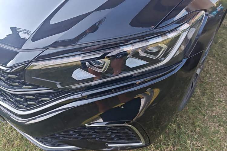 Used Volkswagen Passat 2022 330TSI Starry Luxury Edition Left Front Headlight