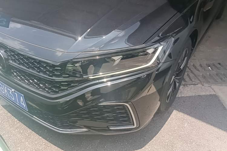 Used Volkswagen Passat 2022 330TSI Starry Elite Edition Custom Version Left Front Headlight