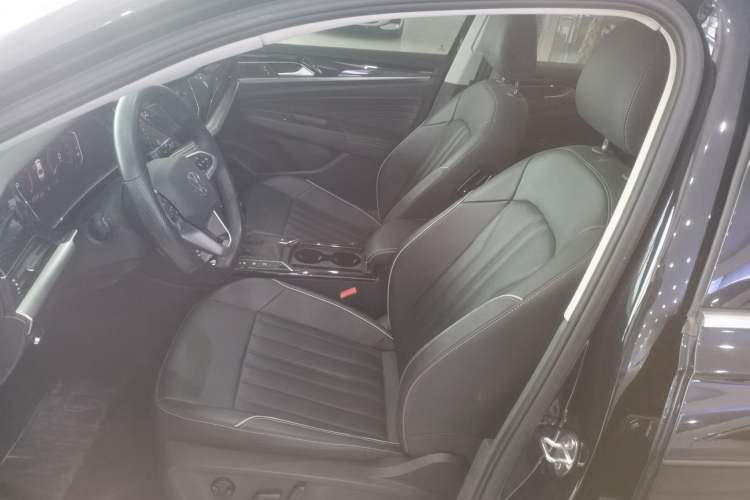 Used Volkswagen Passat 2022 330TSI Elite Edition Left Front Seat