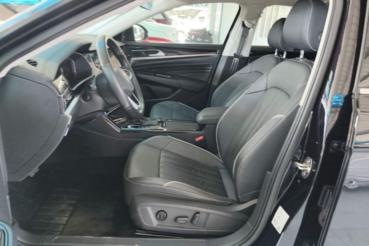 Used Volkswagen Passat 2022 330TSI Elite Edition Custom Version Left Front Seat