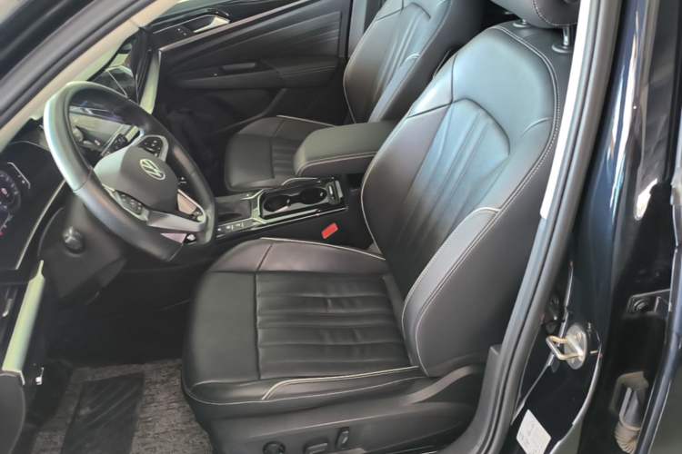 Used Volkswagen Passat 2022 330TSI Starry Elite Edition Left Front Seat