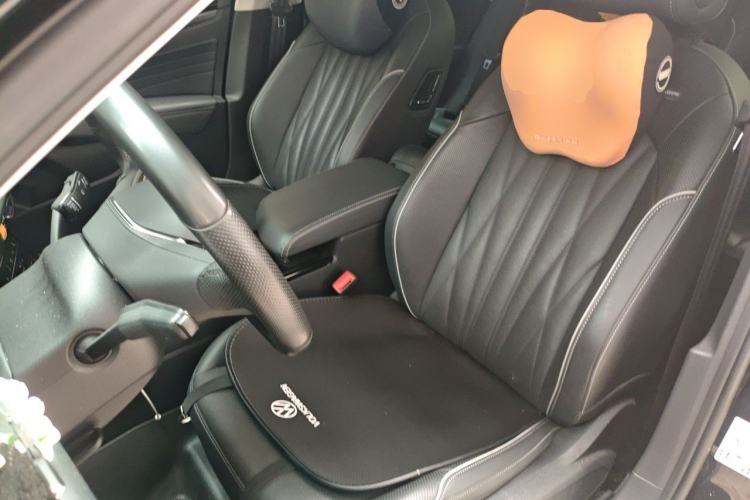 Used Volkswagen Passat 2022 330TSI Starry Luxury Edition Left Front Seat