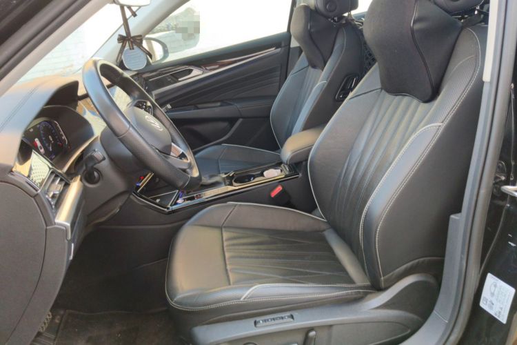Used Volkswagen Passat 2022 330TSI Starry Luxury Edition Left Front Seat