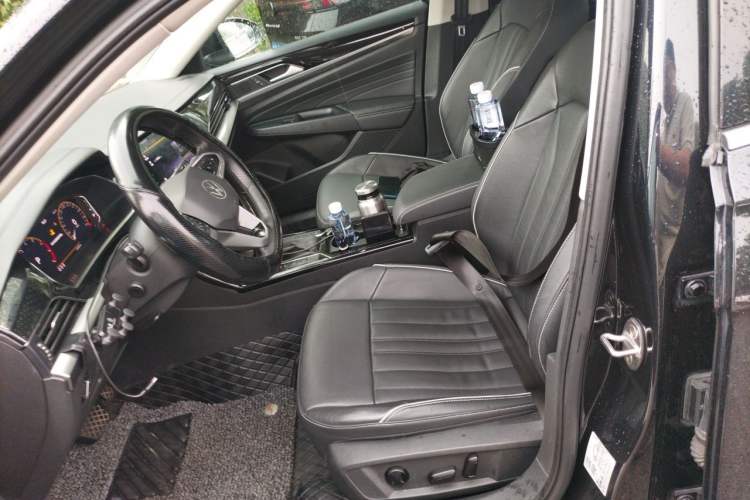 Used Volkswagen Passat 2022 330TSI Elite Edition Left Front Seat