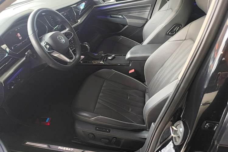 Used Volkswagen Passat 2022 380TSI Flagship Edition Left Front Seat
