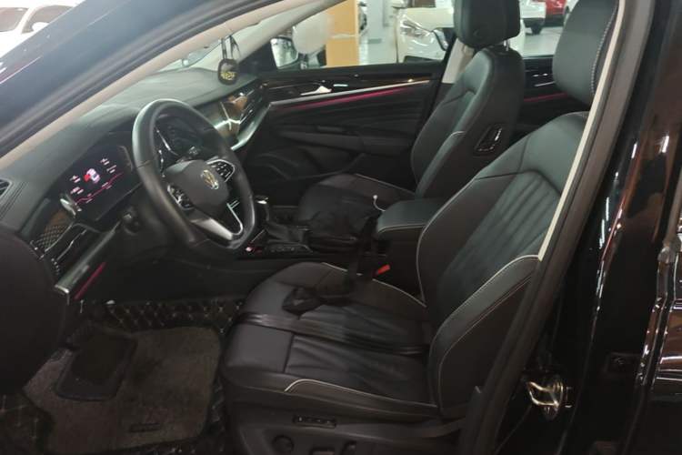 Used Volkswagen Passat 2022 330TSI Starry Luxury Edition Left Front Seat