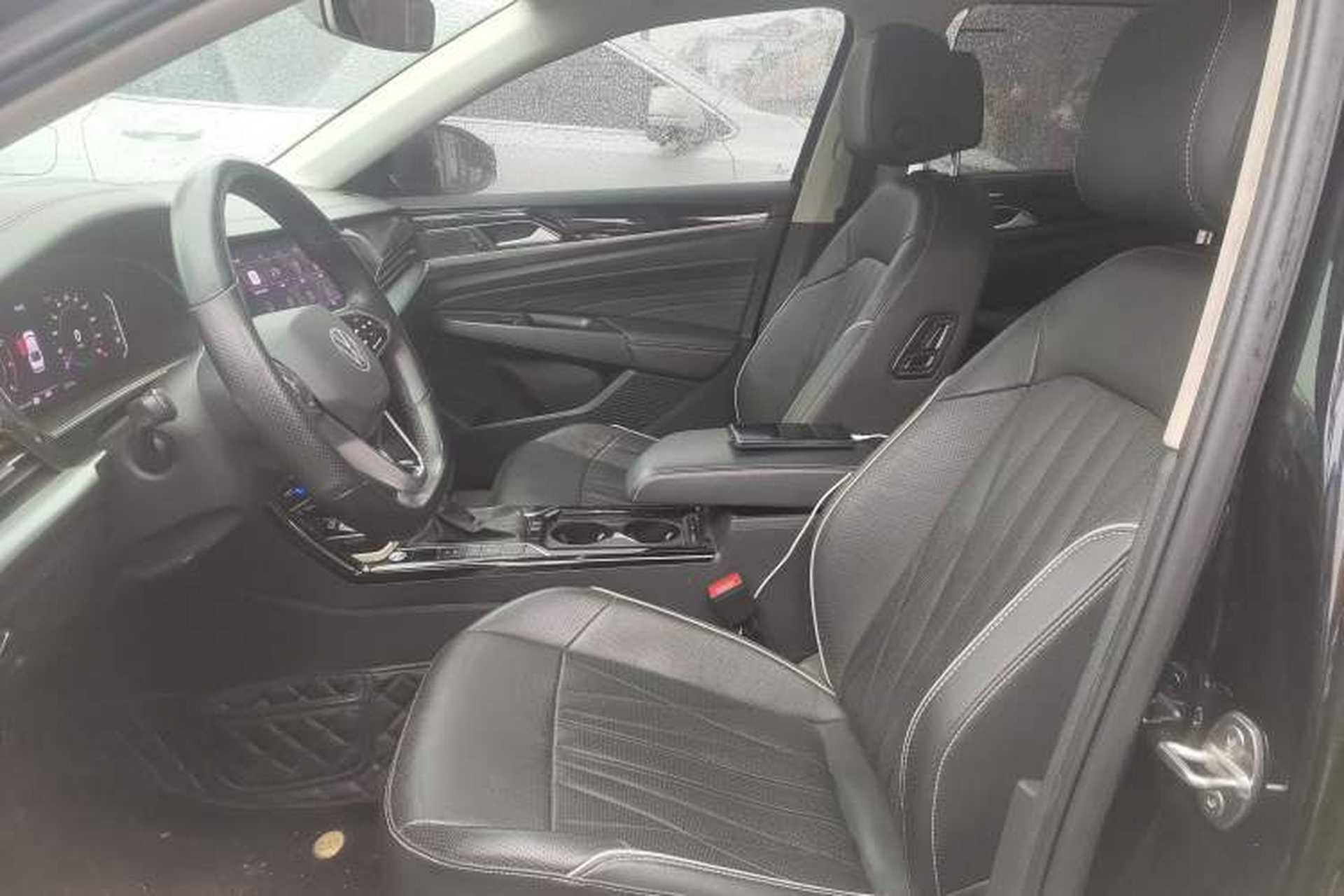 Used Volkswagen Passat 2022 330TSI Starry Luxury Edition Left Front Seat