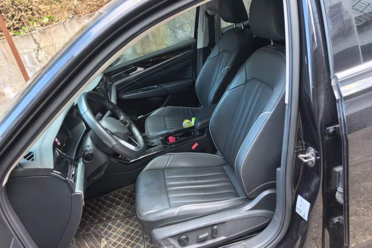 Used Volkswagen Passat 2022 330TSI Elite Edition Left Front Seat