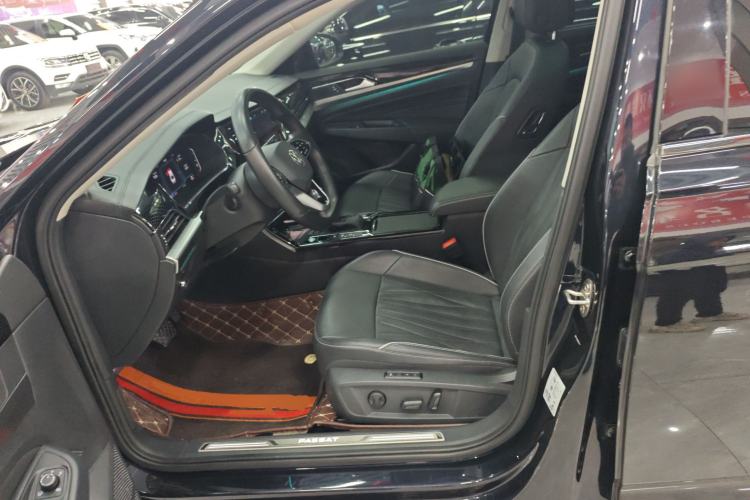 Used Volkswagen Passat 2022 330TSI Luxury Edition Left Front Seat