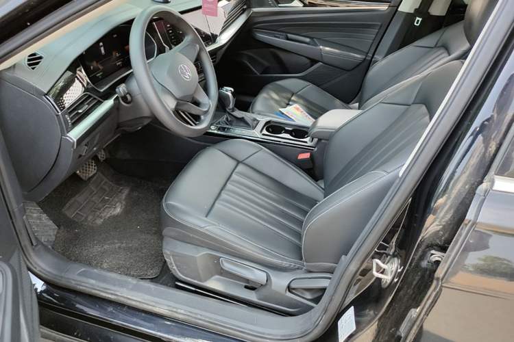 Used Volkswagen Passat 2022 280TSI Business Edition Left Front Seat