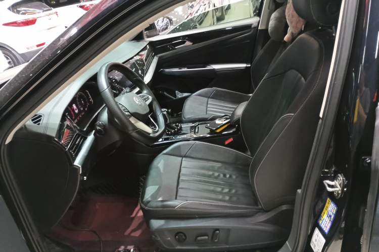 Used Volkswagen Passat 2022 330TSI Starry Elite Edition Custom Version Left Front Seat