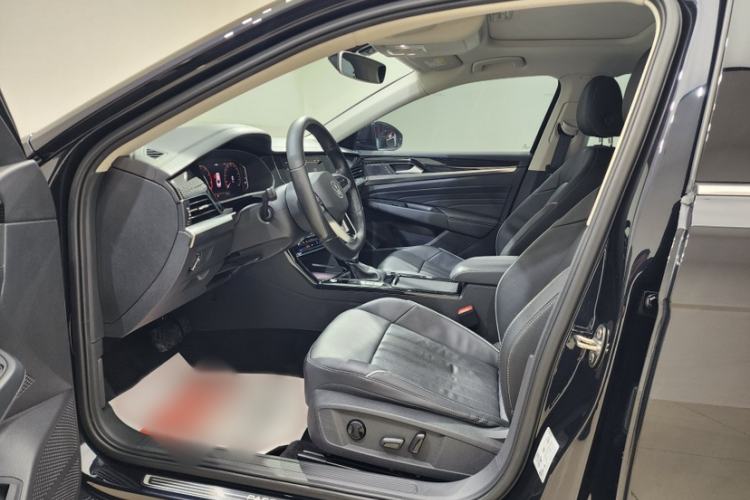 Used Volkswagen Passat 2022 280TSI Elite Edition Left Front Seat