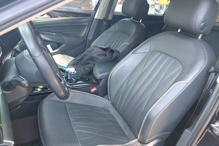 Used Volkswagen Passat 2022 330TSI Starry Luxury Edition Left Front Seat