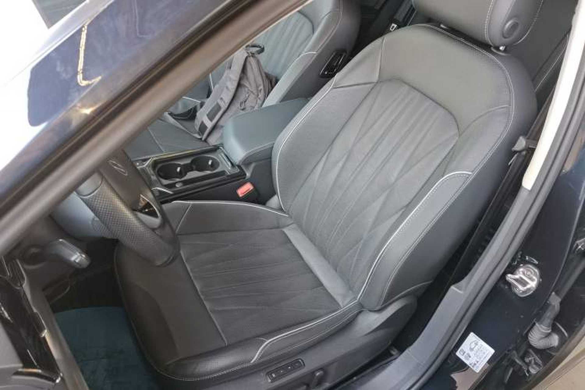 Used Volkswagen Passat 2022 330TSI Starry Luxury Edition Left Front Seat