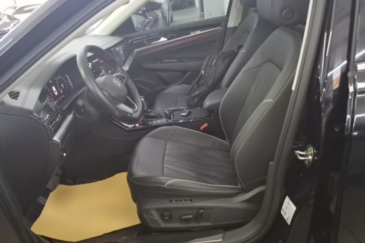 Used Volkswagen Passat 2022 330TSI Starry Luxury Edition Left Front Seat
