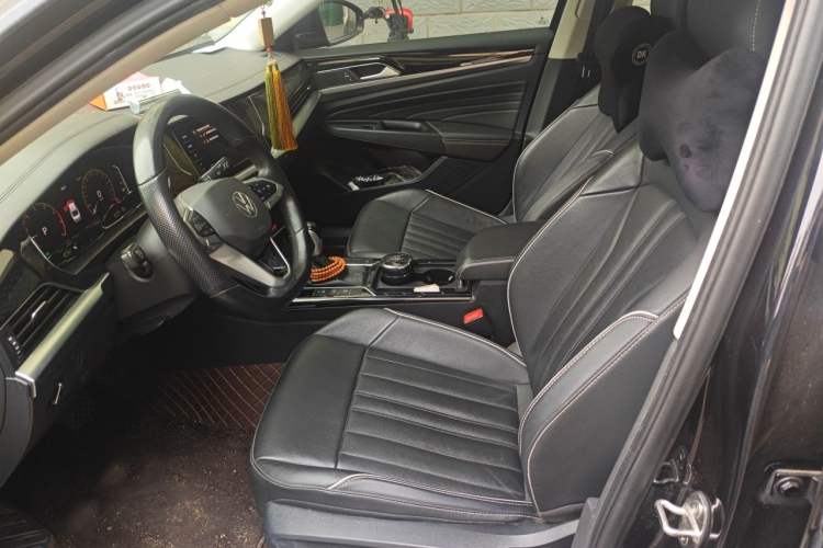 Used Volkswagen Passat 2022 330TSI Starry Elite Edition Left Front Seat