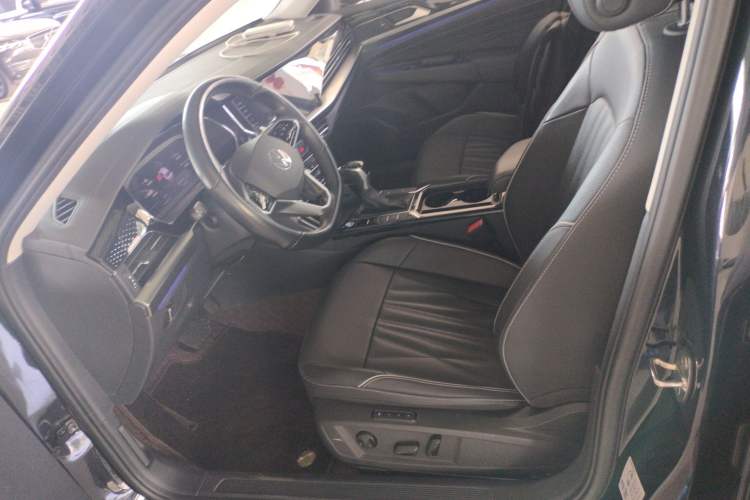 Used Volkswagen Passat 2022 330TSI Luxury Edition Left Front Seat