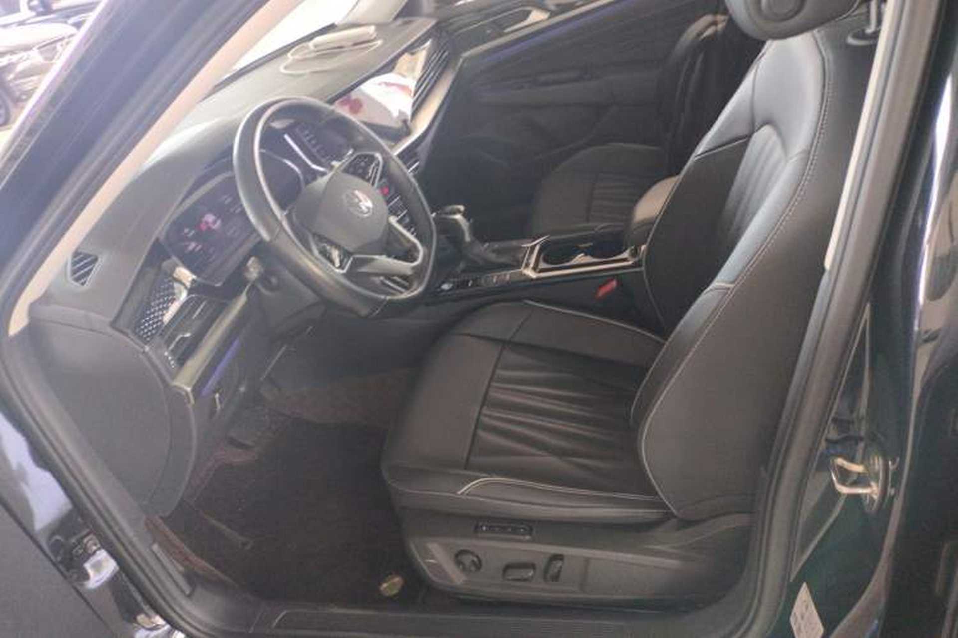 Used Volkswagen Passat 2022 330TSI Luxury Edition Left Front Seat
