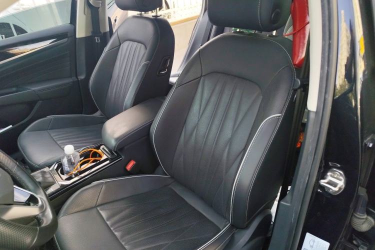 Used Volkswagen Passat 2022 330TSI Luxury Edition Left Front Seat