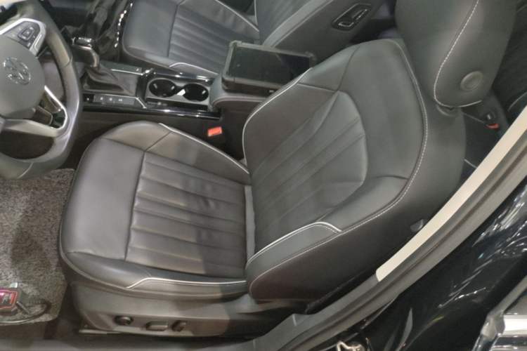 Used Volkswagen Passat 2022 330TSI Elite Edition Left Front Seat