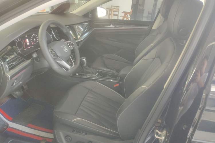 Used Volkswagen Passat 2022 330TSI Starry Luxury Edition Left Front Seat