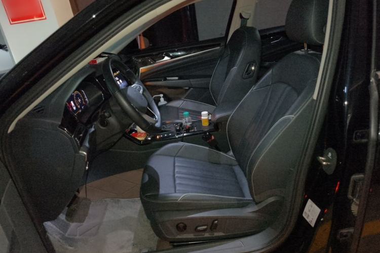 Used Volkswagen Passat 2022 330TSI Elite Edition Left Front Seat