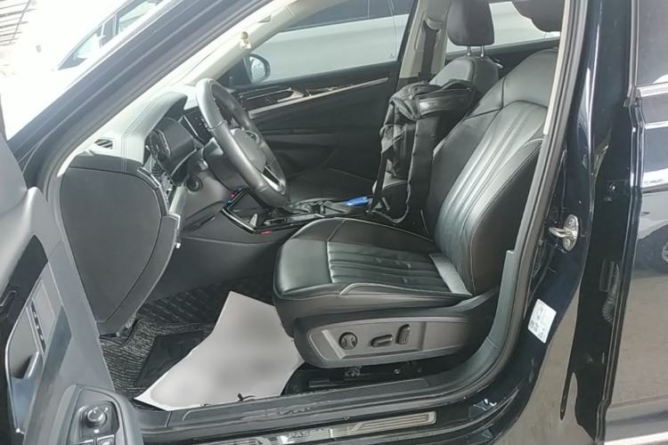 Used Volkswagen Passat 2022 330TSI Starry Elite Edition Left Front Seat