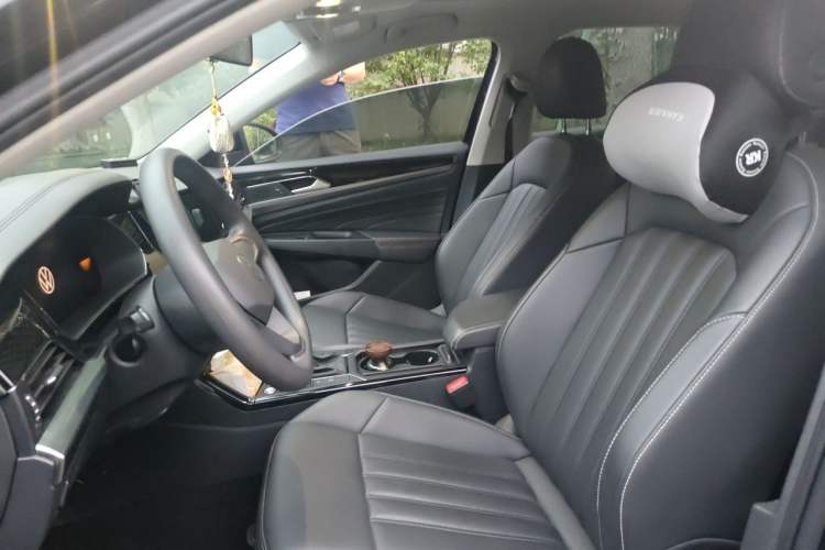 Used Volkswagen Passat 2022 280TSI Business Edition Left Front Seat