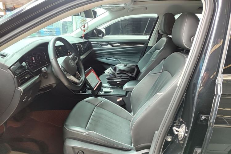 Used Volkswagen Passat 2022 330TSI Starry Elite Edition Left Front Seat