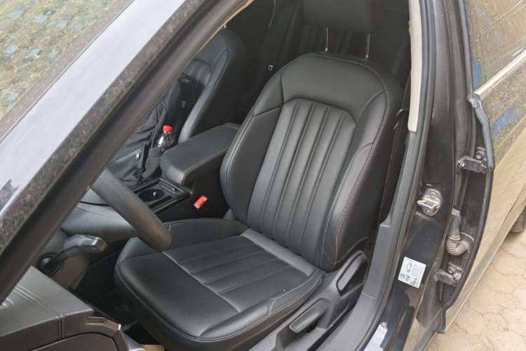 Used Volkswagen Passat 2022 280TSI Business Edition Left Front Seat