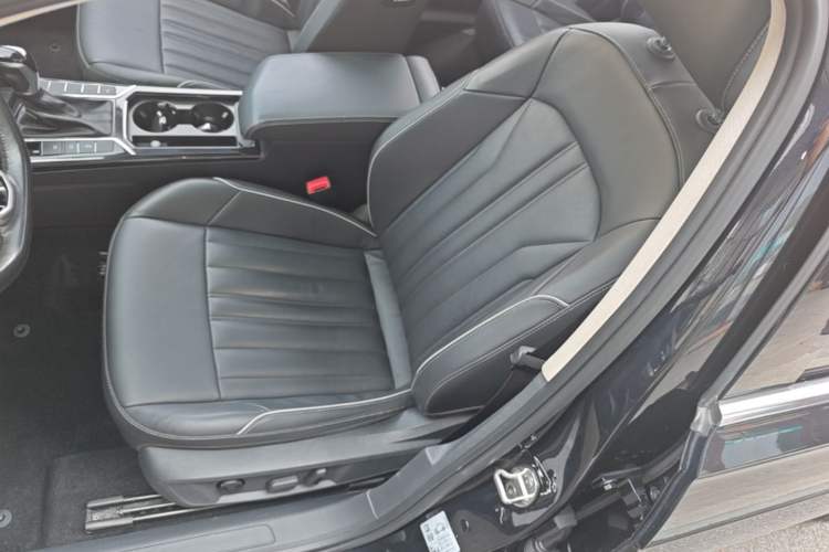 Used Volkswagen Passat 2022 330TSI Elite Edition Left Front Seat