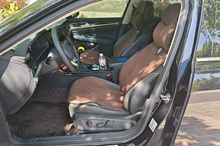 Used Volkswagen Passat 2022 330TSI Elite Edition Left Front Seat