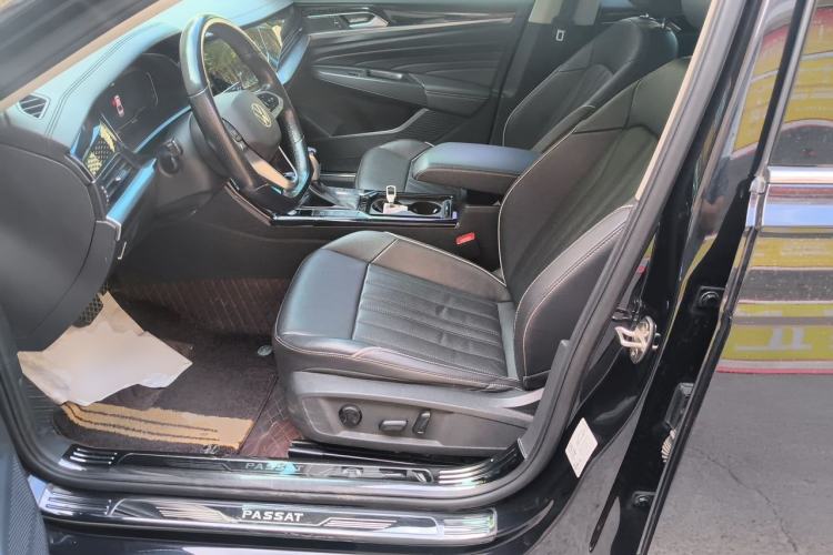 Used Volkswagen Passat 2022 330TSI Starry Elite Edition Left Front Seat