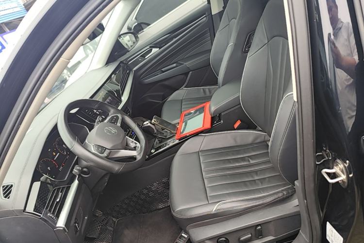 Used Volkswagen Passat 2022 330TSI Elite Edition Custom Version Left Front Seat
