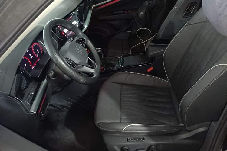 Used Volkswagen Passat 2022 330TSI Starry Luxury Edition Left Front Seat