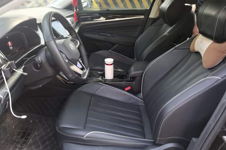 Used Volkswagen Passat 2022 330TSI Elite Edition Left Front Seat