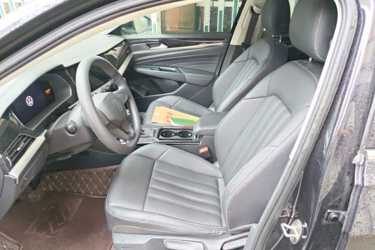 Used Volkswagen Passat 2022 280TSI Business Edition Left Front Seat