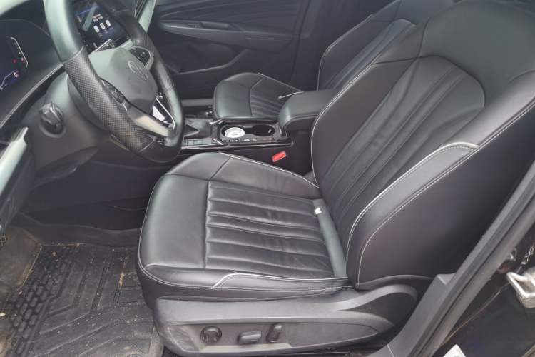 Used Volkswagen Passat 2022 330TSI Starry Elite Edition Left Front Seat