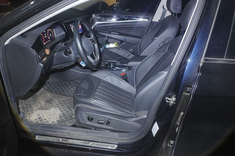 Used Volkswagen Passat 2022 330TSI Starry Elite Edition Left Front Seat