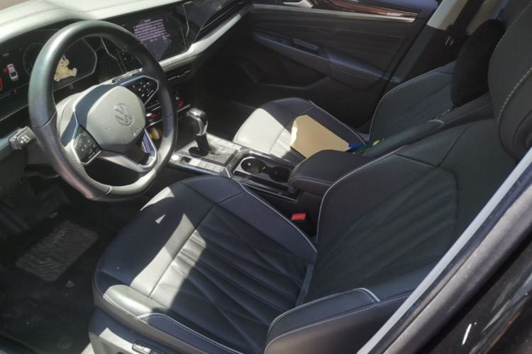 Used Volkswagen Passat 2022 330TSI Starry Luxury Edition Left Front Seat