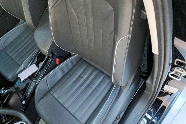 Used Volkswagen Passat 2022 330TSI Starry Elite Edition Left Front Seat