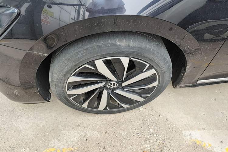 Used Volkswagen Passat 2022 330TSI Starry Elite Edition Left Front Wheel Hub
