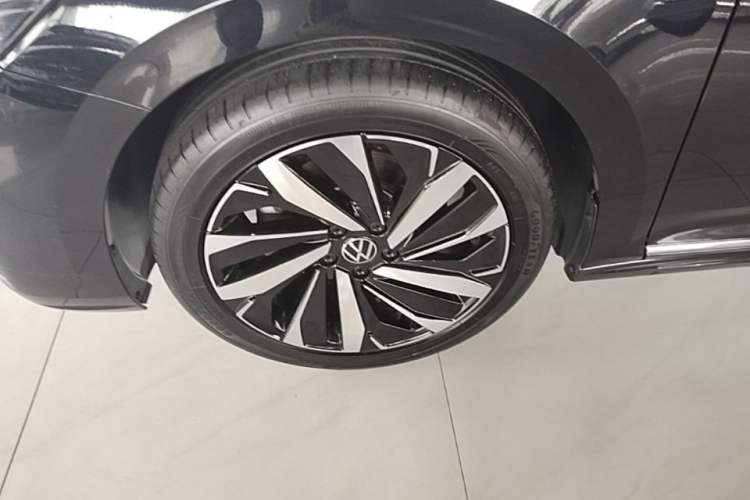 Used Volkswagen Passat 2022 330TSI Starry Elite Edition Left Front Wheel Hub